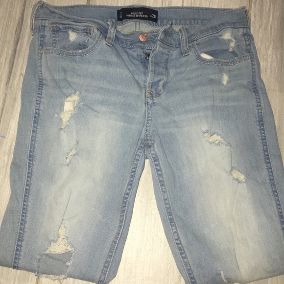 Hollister distressed boyfriend jeans - Picture 1 of 2